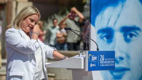 A3 Noticias Fin de Semana (09-07-22) Mari Mar Blanco exige a Pedro Sánchez que "sea valiente y rompa con Bildu" en Ermua A3 Noticias Fin de Semana (09-07-22) Mari Mar Blanco exige a Pedro Sánchez que "sea valiente y rompa con Bildu" en Ermua