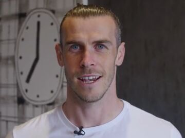 Gareth Bale se presenta a Los Ángeles en español