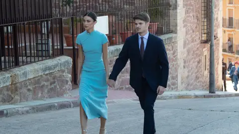 Meri Lozano de azul en la boda de Teresa Andrés Meri Lozano de azul en la boda de Teresa Andrés