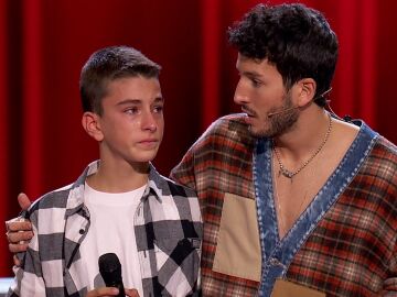 Las emotivas lágrimas de Diego Pulido al despedirse de Sebastián Yatra en ‘La Voz Kids’: “Me ha gustado mucho estar en su equipo” 