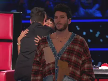 ¡Hasta dejó de respirar! Sebastián Yatra, indignado con las trampas de Pablo López para robar a Claudia Santamaría en las Batallas ¡Hasta dejó de respirar! Sebastián Yatra, indignado con las trampas de Pablo López para robar a Claudia Santamaría en las Batallas