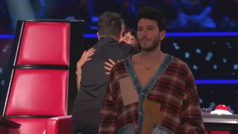 ¡Hasta dejó de respirar! Sebastián Yatra, indignado con las trampas de Pablo López para robar a Claudia Santamaría en las Batallas ¡Hasta dejó de respirar! Sebastián Yatra, indignado con las trampas de Pablo López para robar a Claudia Santamaría en las Batallas