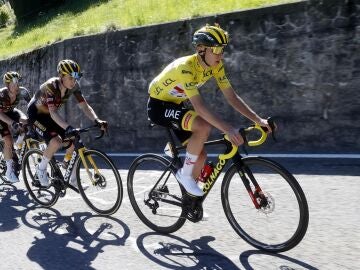 Tadej Pogacar, líder del Tour de Francia, en la novena etapa 