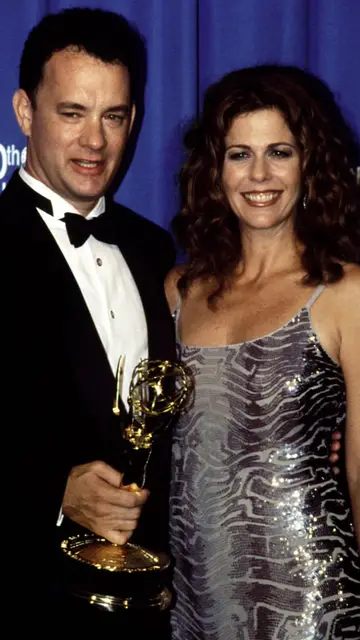 Tom Hanks y su mujer Rita Wilson tras ganar el Oscar a Mejor Actor Tom Hanks y su mujer Rita Wilson tras ganar el Oscar a Mejor Actor