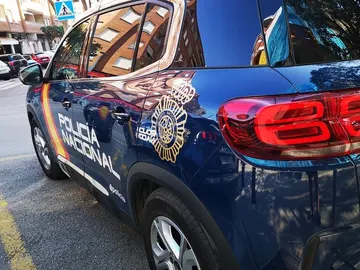 Coche de la Policía Nacional Coche de la Policía Nacional