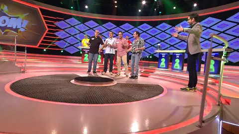 Juanra Bonet y los ‘Sindulfos’ sorprenden con una ‘trabajada’ coreografía en ‘¡Boom!’ Juanra Bonet y los ‘Sindulfos’ sorprenden con una ‘trabajada’ coreografía en ‘¡Boom!’