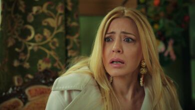 El chantaje de Şengül a Nebahat tras enseñarle las pruebas que demuestran que Akif mató a Veli