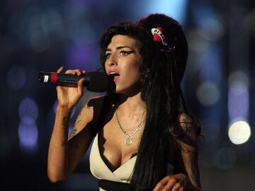 La historia de Amy Winehouse llegará a los cines con la directora de 'Cincuentas Sombras de Grey'