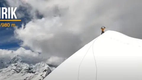 Los hermanos Pou abren una nueva vía en la cara norte del Cashan Los hermanos Pou abren una nueva vía en la cara norte del Cashan