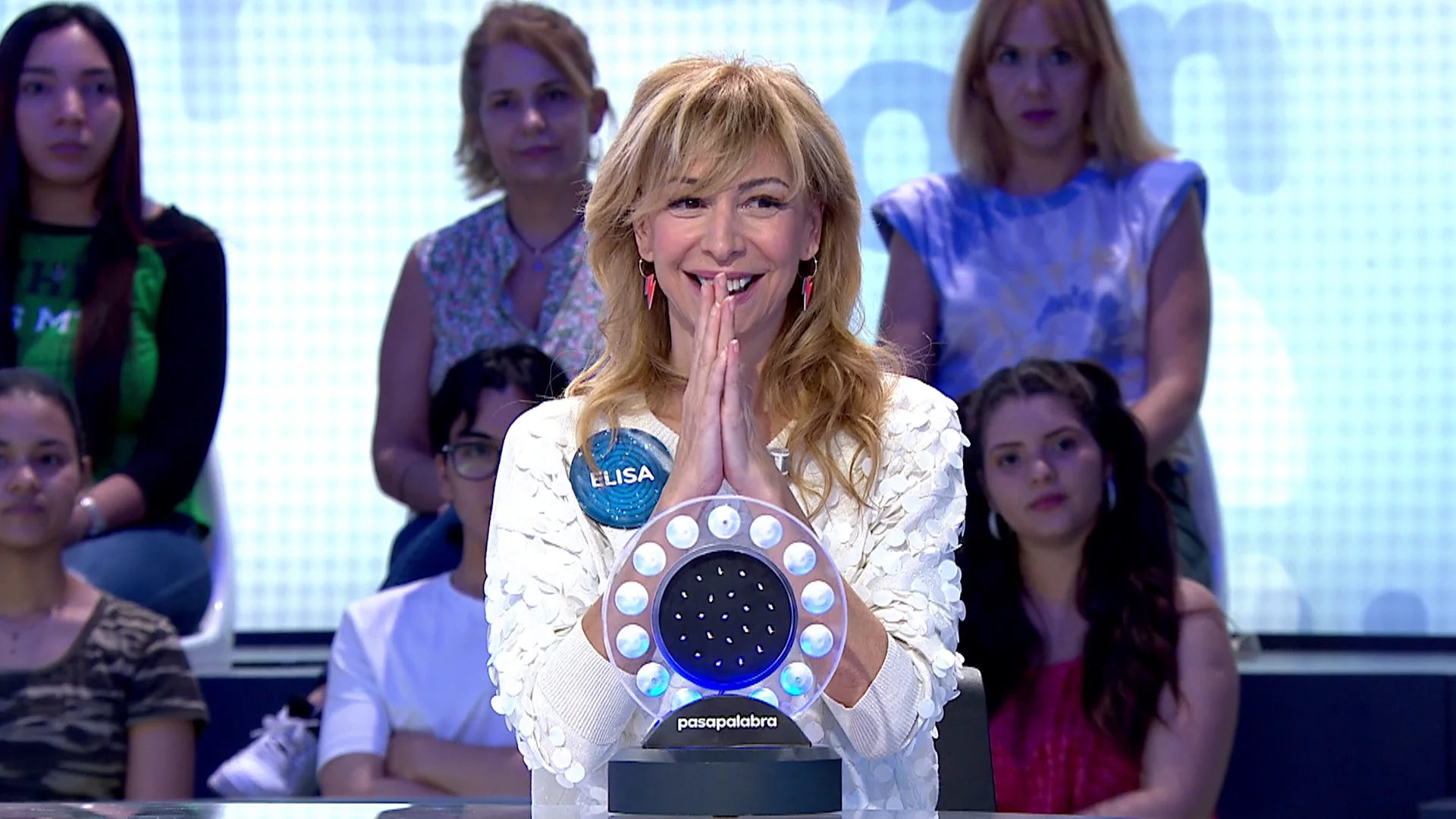 Roberto Leal concede un ins&oacute;lito comod&iacute;n a Elisa Matilla para revolucionar &lsquo;La Pista&rsquo;