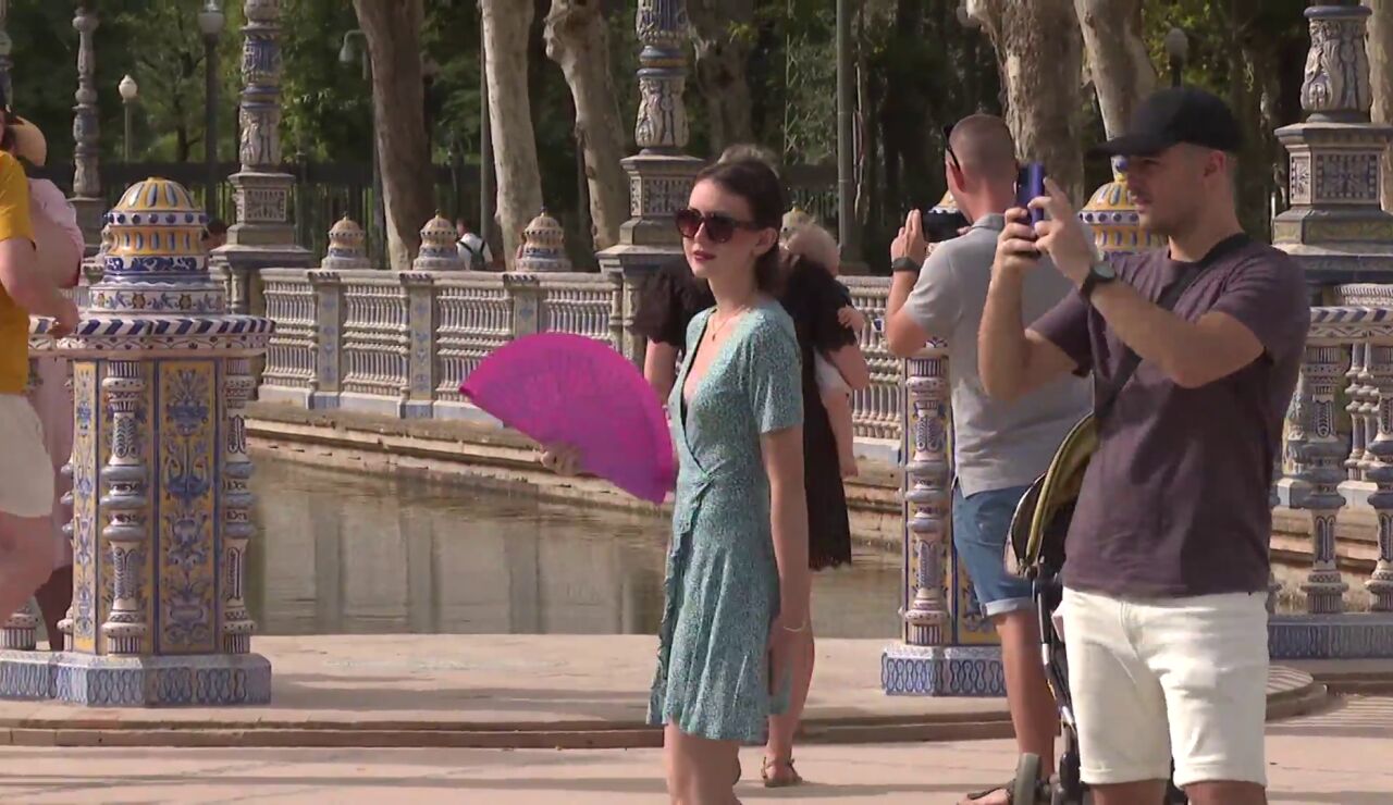 La ola de calor afecta a Sevilla 