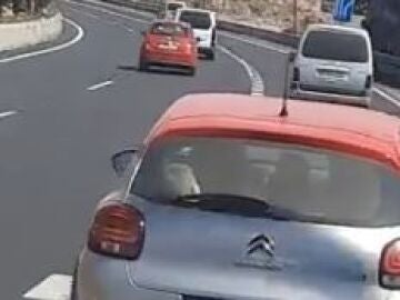 El conductor con un niño en el maletero del coche en Tenerife