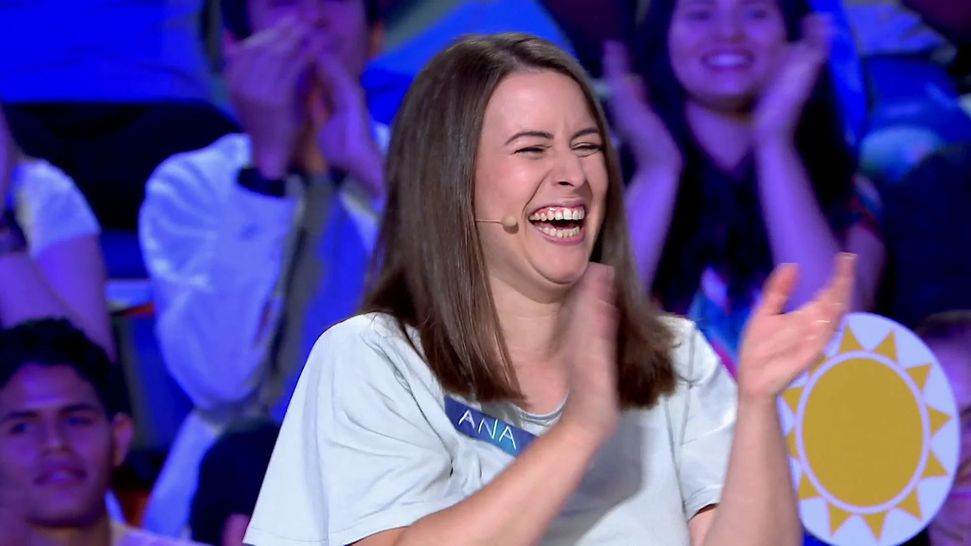 &iexcl;Ana consigue lo imposible! Se atreve a resolver el panel en solo una tirada