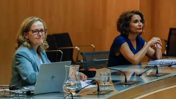 Nadia Calvi&ntilde;o y Mar&iacute;a Jes&uacute;s Montero