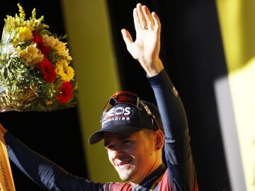 Pidcock, tras ganar en Alpe D'Huez: "Quiero volver en el futuro para ganar el Tour de Francia"