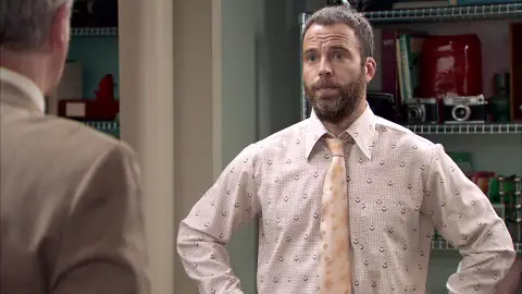 En el próximo capítulo de ‘Amar es para siempre’: Fausto ruega a Fran que resista a las provocaciones de Uriarte en Garlo En el próximo capítulo de ‘Amar es para siempre’: Fausto ruega a Fran que resista a las provocaciones de Uriarte en Garlo