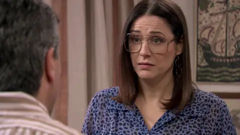 Ismael decide contenerse las ganas de delatar a Santiago por el bien de Penélope Ismael decide contenerse las ganas de delatar a Santiago por el bien de Penélope