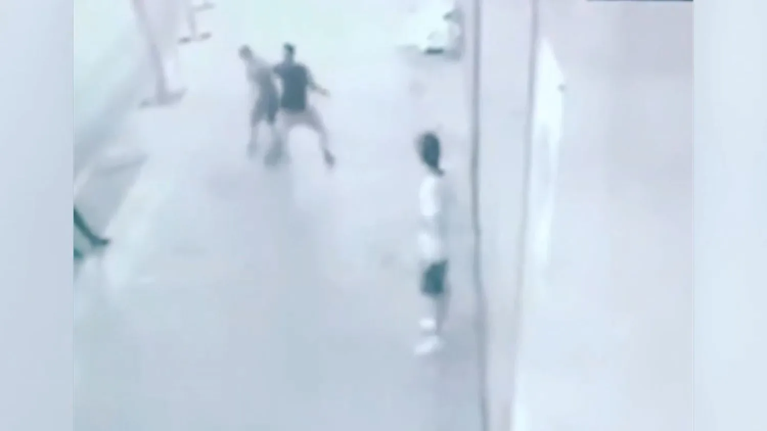 Un menor es agredido brutalmente en Badalona Un menor es agredido brutalmente en Badalona