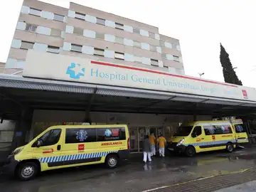 Vista exterior del Hospital General Universitario Gregorio Marañón en Madrid Vista exterior del Hospital General Universitario Gregorio Marañón en Madrid