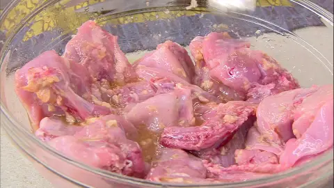 ¿Qué es el majao? Arguiñano nos lo enseña para integrarlo en nuestro asado de carne de conejo ¿Qué es el majao? Arguiñano nos lo enseña para integrarlo en nuestro asado de carne de conejo