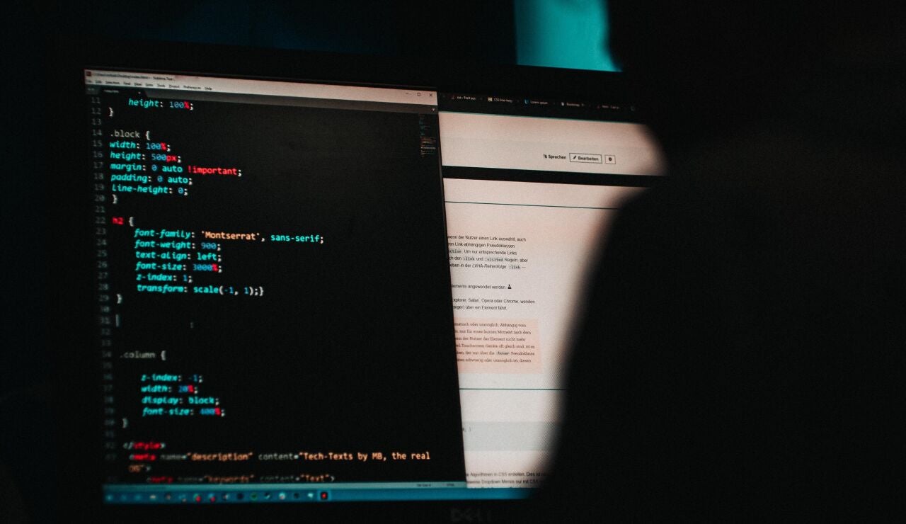 Imagen de archivo de un hacker