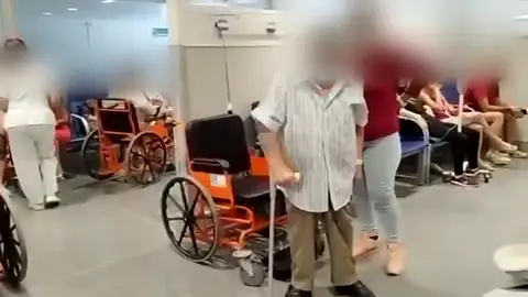 Centros saturados por la falta de personal Centros saturados por la falta de personal