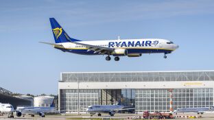 &iquest;Qu&eacute; dice Ryanair y qu&eacute; piden los empleados?