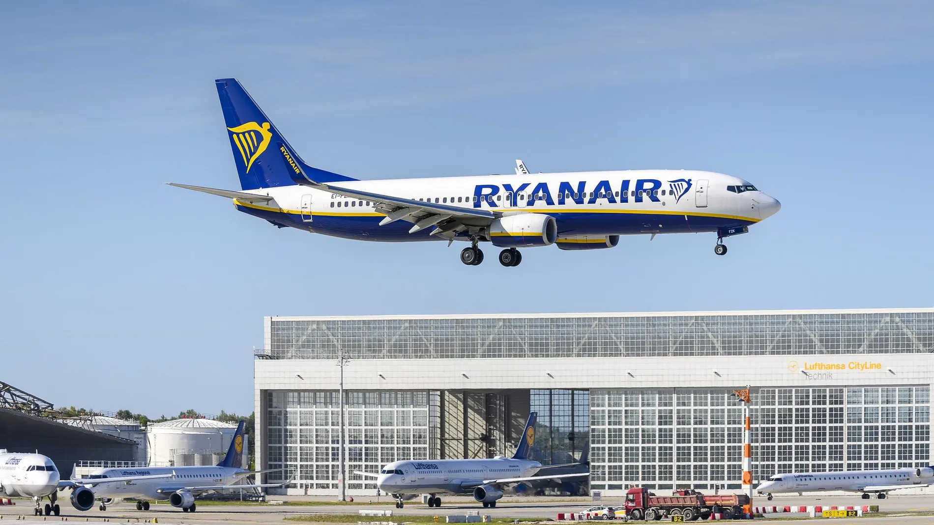 ¿Qué dice Ryanair y qué piden los empleados?