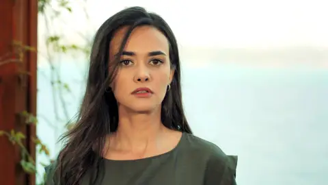 Fekeli amenaza a Ümit tras pillarle con las manos en la masa: “Si no dejas en paz a Demir, te las verás conmigo” Fekeli amenaza a Ümit tras pillarle con las manos en la masa: “Si no dejas en paz a Demir, te las verás conmigo”