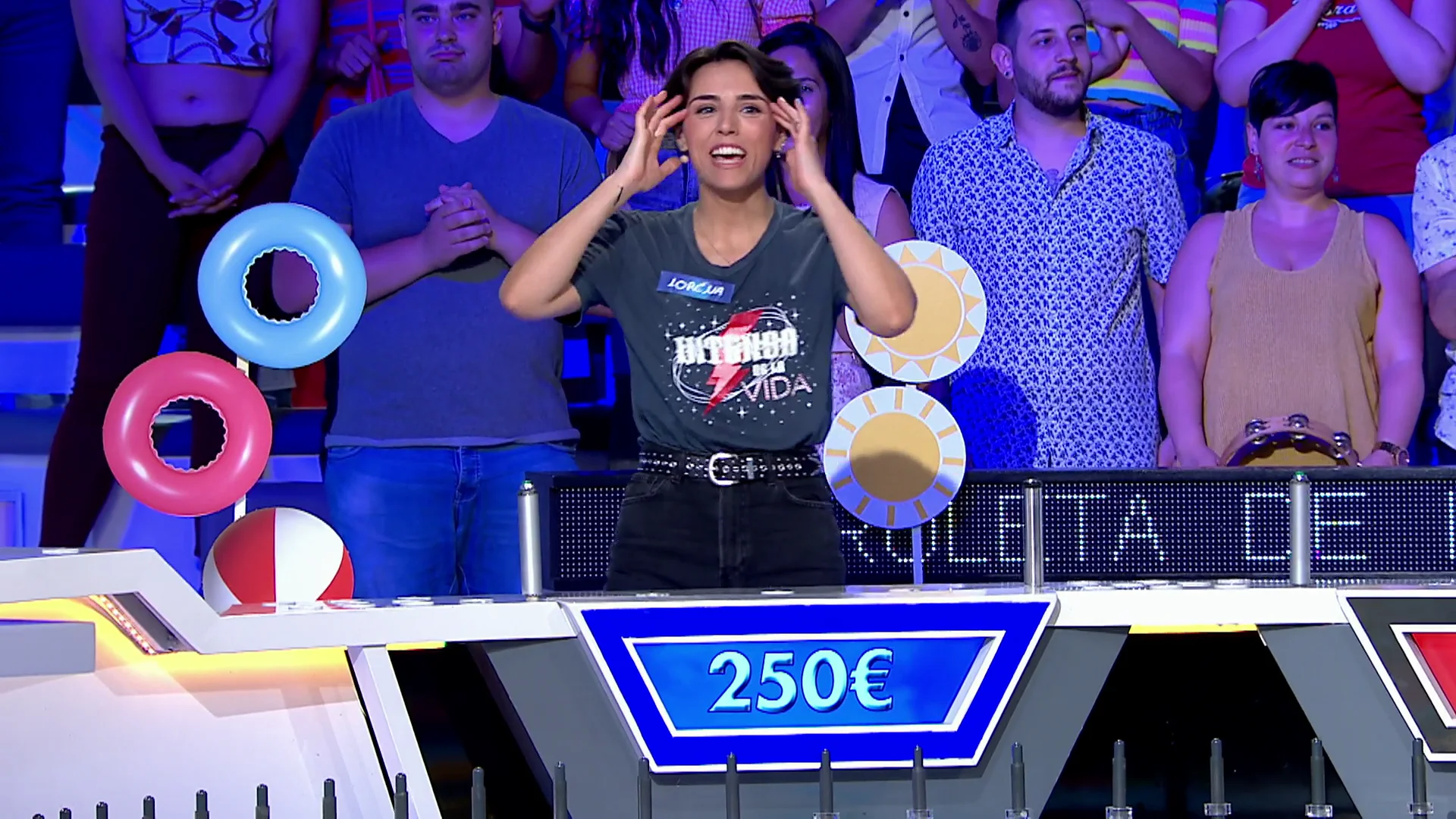 ¡Bote para Lorena! Consigue 1.925 euros con su racha imparable en La ruleta de la suerte ¡Bote para Lorena! Consigue 1.925 euros con su racha imparable en La ruleta de la suerte