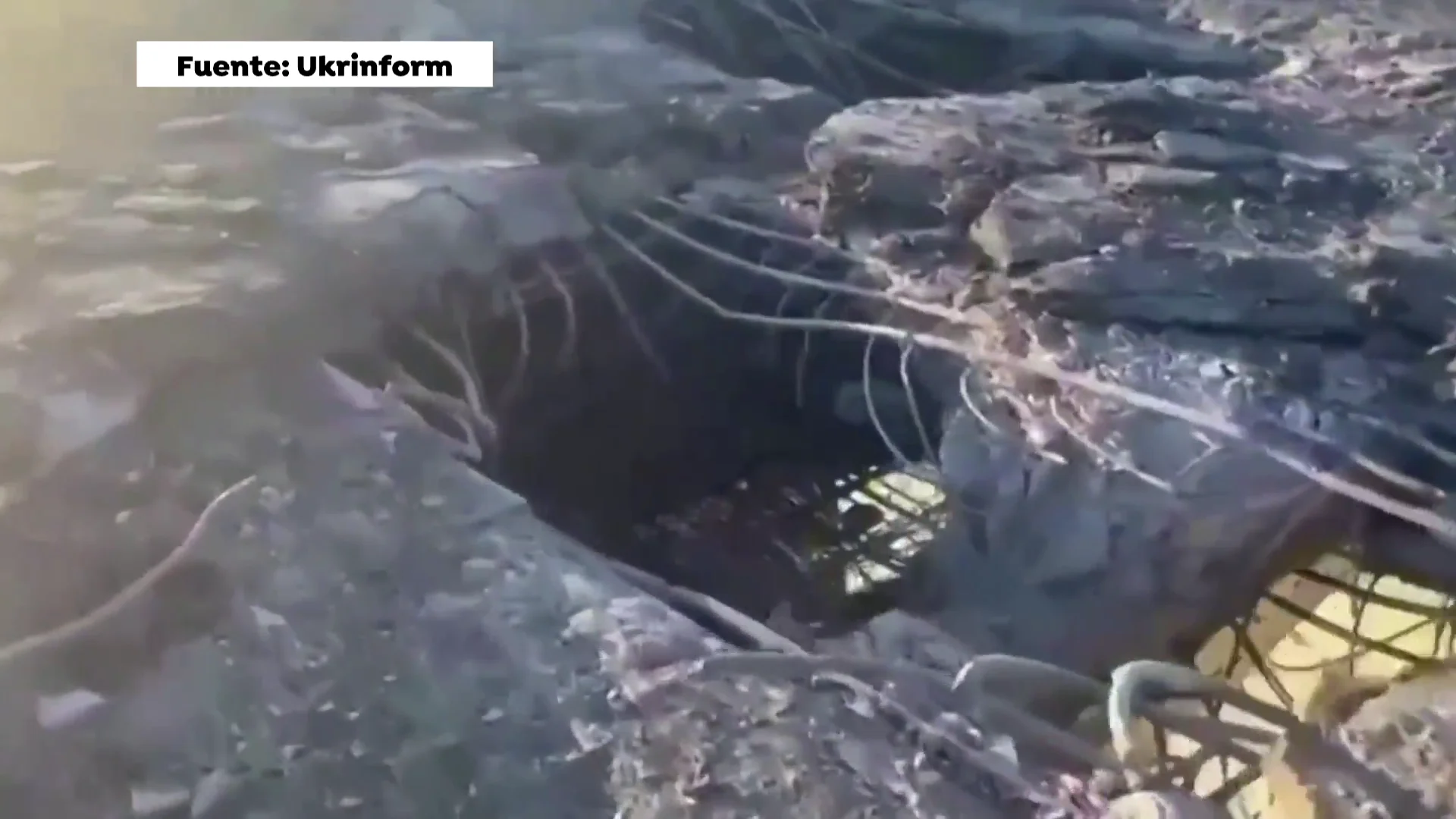 Ataque ucraniano a un puente estratégico Ataque ucraniano a un puente estratégico
