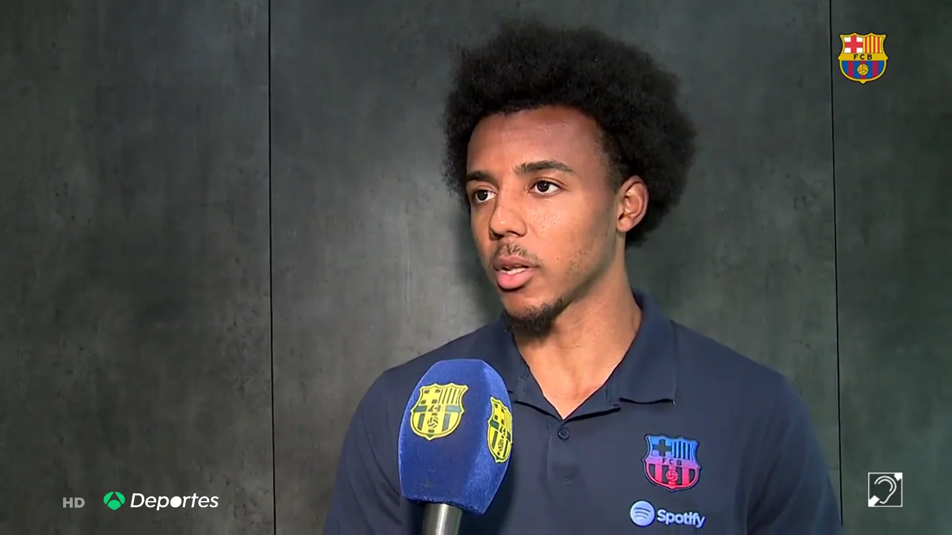 Koundé: "El Sevilla es un gran club, pero el Barcelona es un paso más en mi carrera" Koundé: "El Sevilla es un gran club, pero el Barcelona es un paso más en mi carrera"