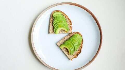 Tostada de aguacate
