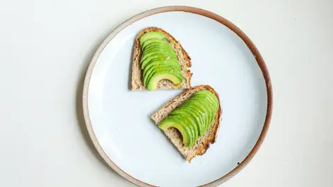 Tostada de aguacate Tostada de aguacate