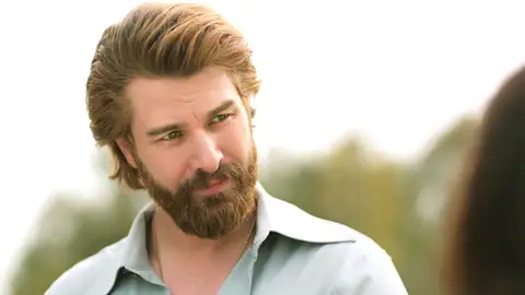 Müjgan y Fikret se marchan en secreto de Çukurova Müjgan y Fikret se marchan en secreto de Çukurova