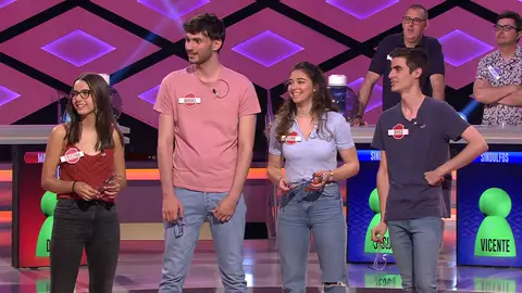 Los ‘Matemañicos’ disfrutan de la estelar aparición de Rosalía en ‘¡Boom!’: canto, baile y bomba de cristal Los ‘Matemañicos’ disfrutan de la estelar aparición de Rosalía en ‘¡Boom!’: canto, baile y bomba de cristal