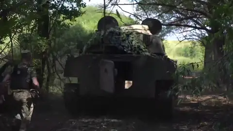Un tanque del Ejército ruso en Ucrania Un tanque del Ejército ruso en Ucrania