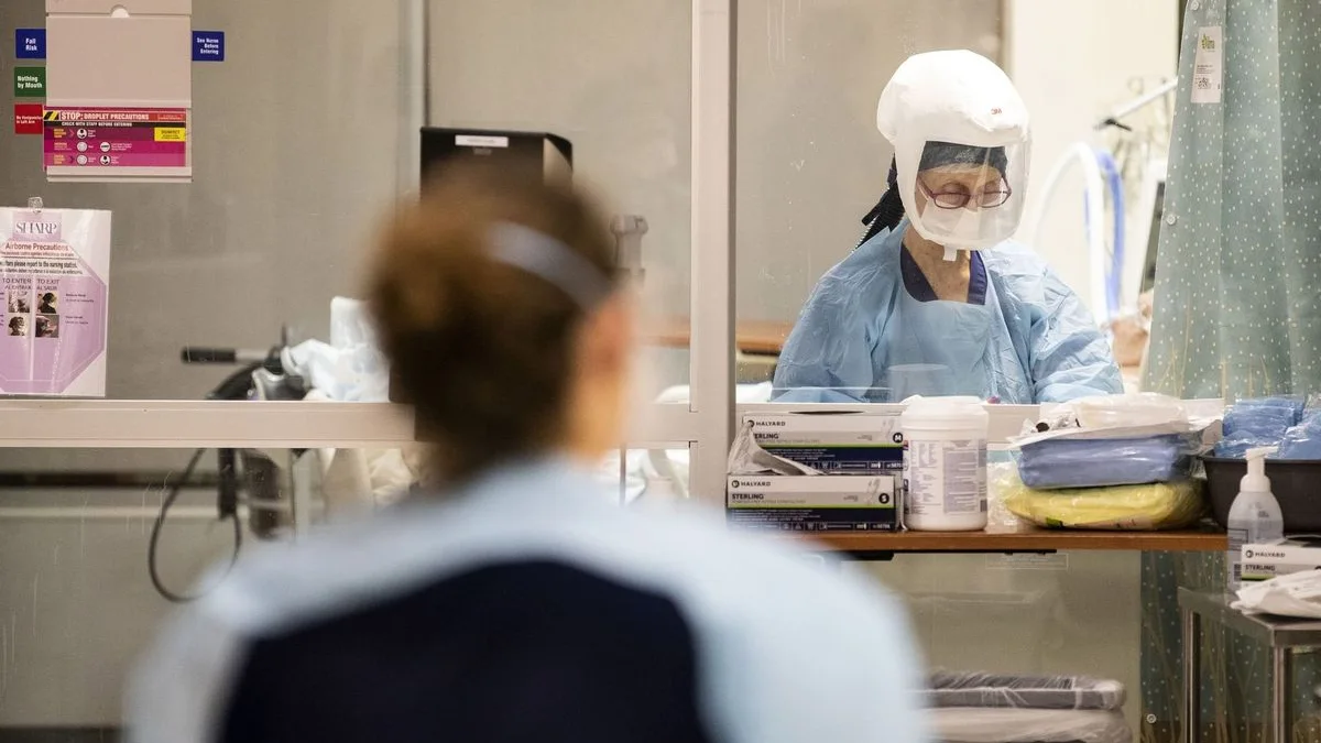 Enfermeras trabajan en un centro de salud Enfermeras trabajan en un centro de salud