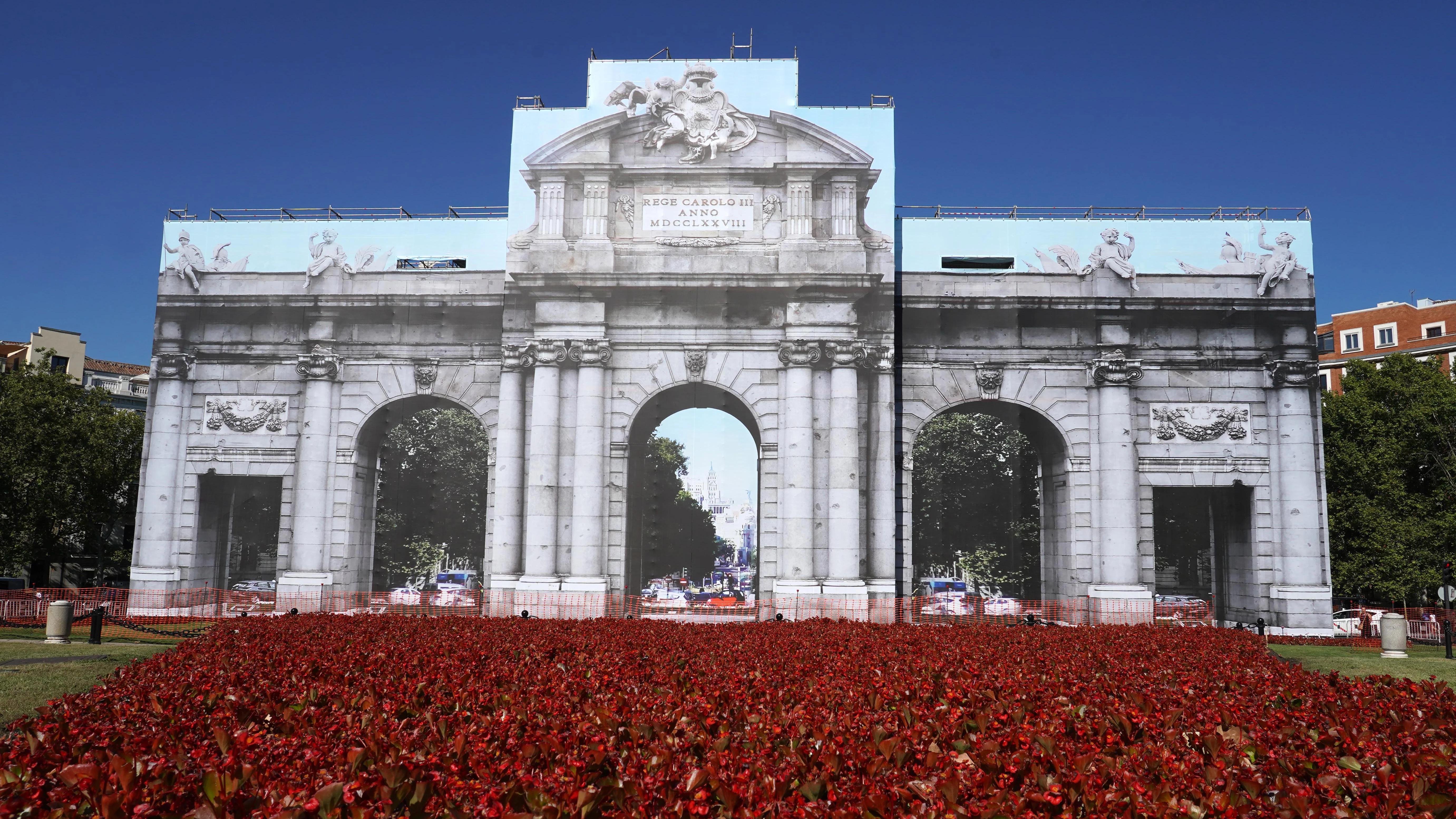 Puerta de Alcal&aacute; en obras