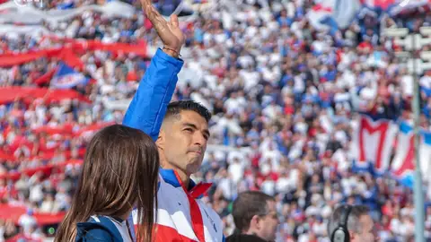 Luis Suárez durante su presentación con Nacional de Montevideo Luis Suárez durante su presentación con Nacional de Montevideo