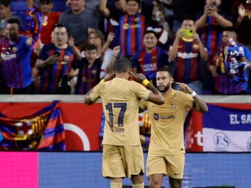 Memphis celebra su tanto durante el New York Red Bull-FC Barcelona