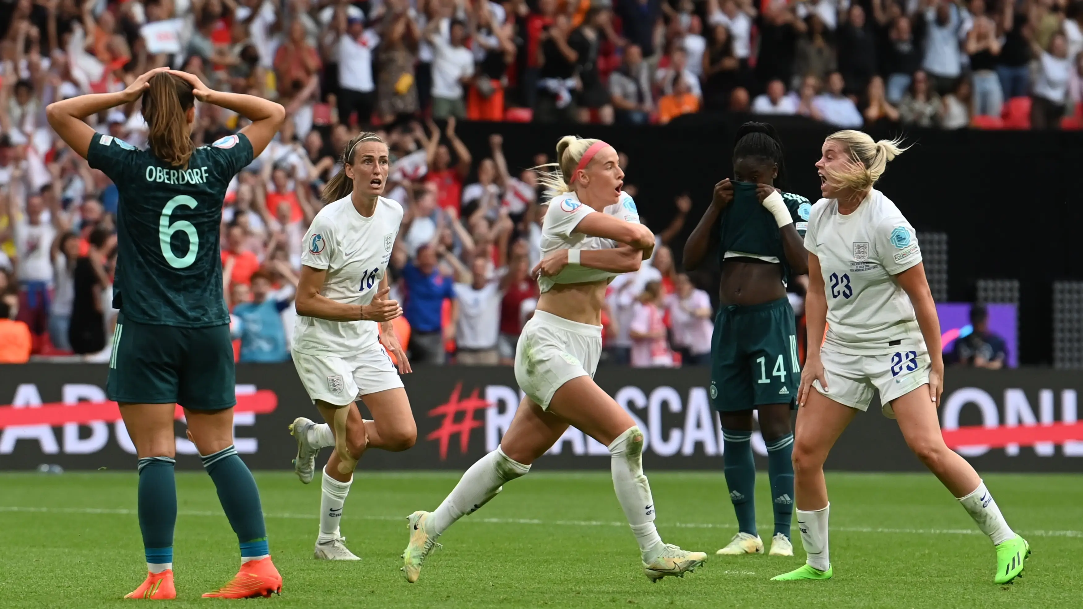 Chloe Kelly celebra el 2-1 del Inglaterra-Alemania disputado en Wembley en la final de la Eurocopa Femenina