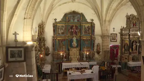 Un pueblo de siete habitantes consigue 30.000 euros para restaurar su retablo Un pueblo de siete habitantes consigue 30.000 euros para restaurar su retablo