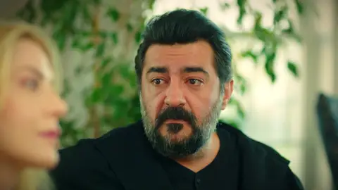 Akif le pide una segunda oportunidad a Nebahat: “He sido muy cruel contigo” Akif le pide una segunda oportunidad a Nebahat: “He sido muy cruel contigo”