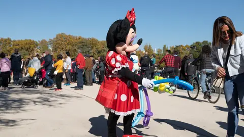 Trabajadores Disneyland Trabajadores Disneyland