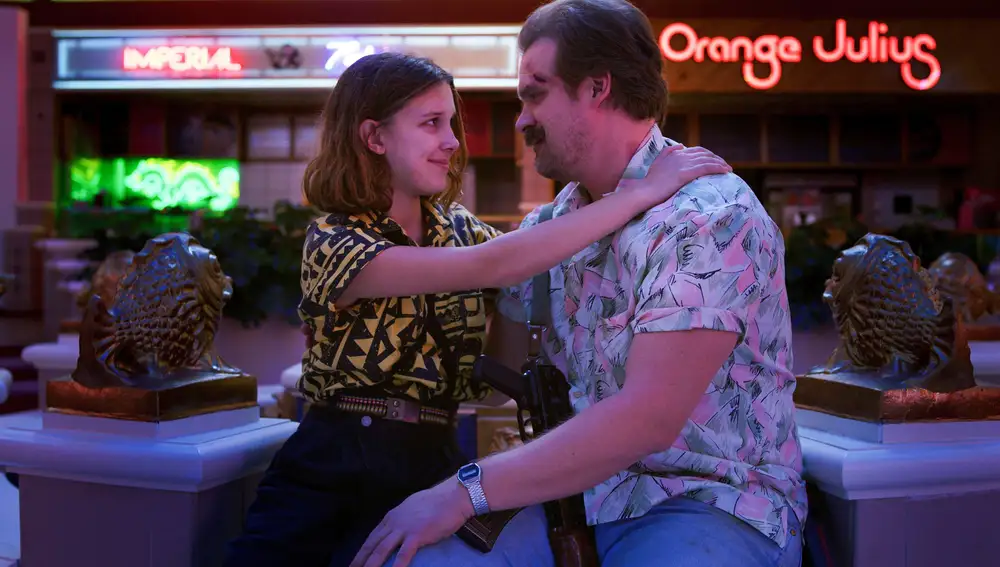 Eleven y Hopper en 'Stranger Things' Eleven y Hopper en 'Stranger Things'