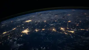 La Tierra, vista desde el espacio
