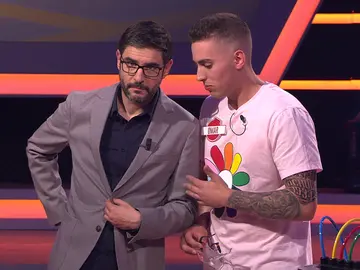 Juanra Bonet, sin palabras, al descubrir el secreto de un concursante en ‘¡Boom!’ Juanra Bonet, sin palabras, al descubrir el secreto de un concursante en ‘¡Boom!’