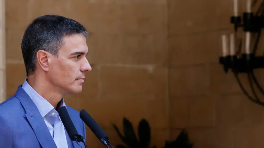 El presidente del Gobierno, Pedro Sánchez, durante la rueda de prensa en Palma de Mallorca. El presidente del Gobierno, Pedro Sánchez, durante la rueda de prensa en Palma de Mallorca.