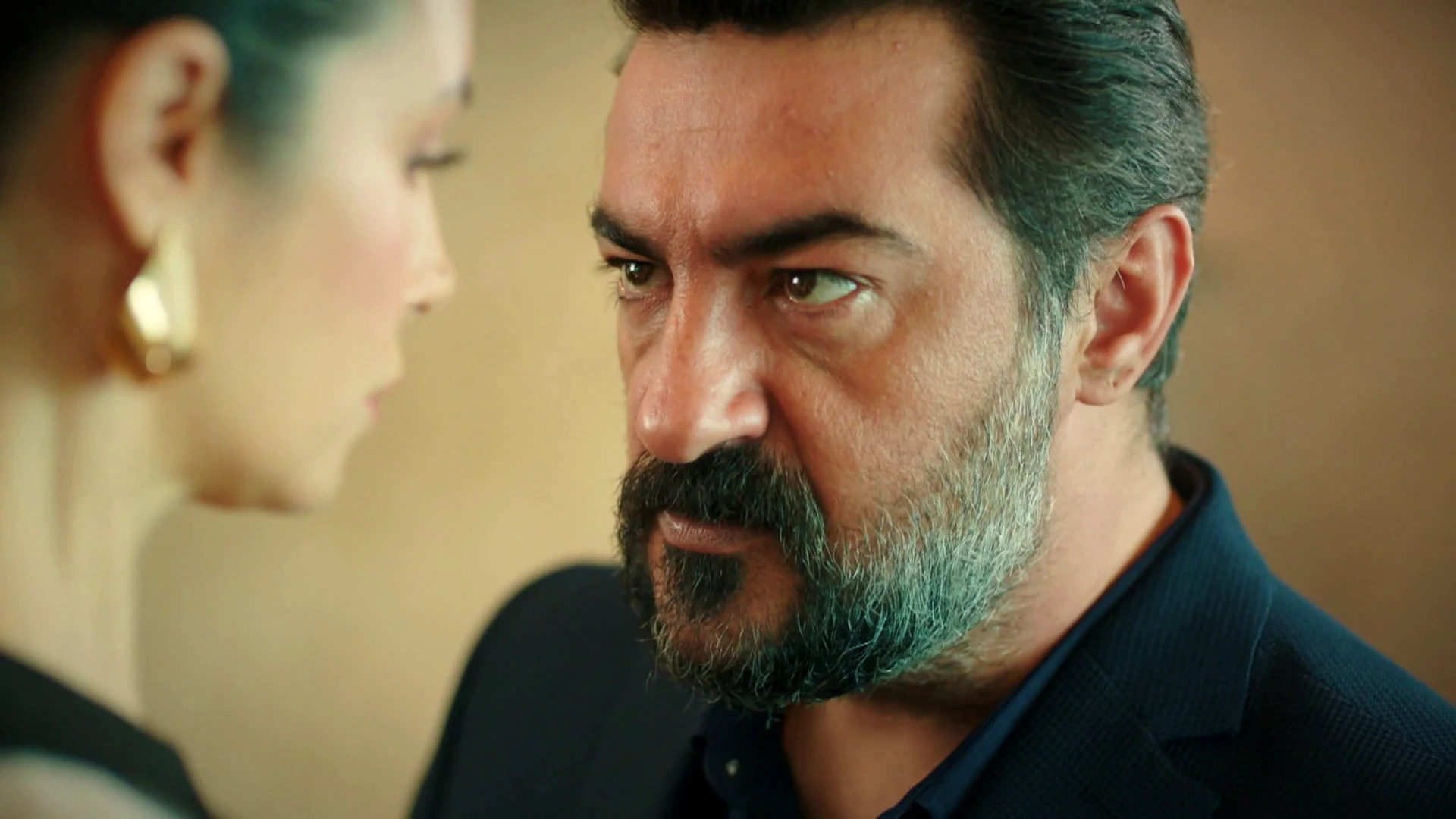 Akif sentencia su relación con Suzan: “Se acabó”